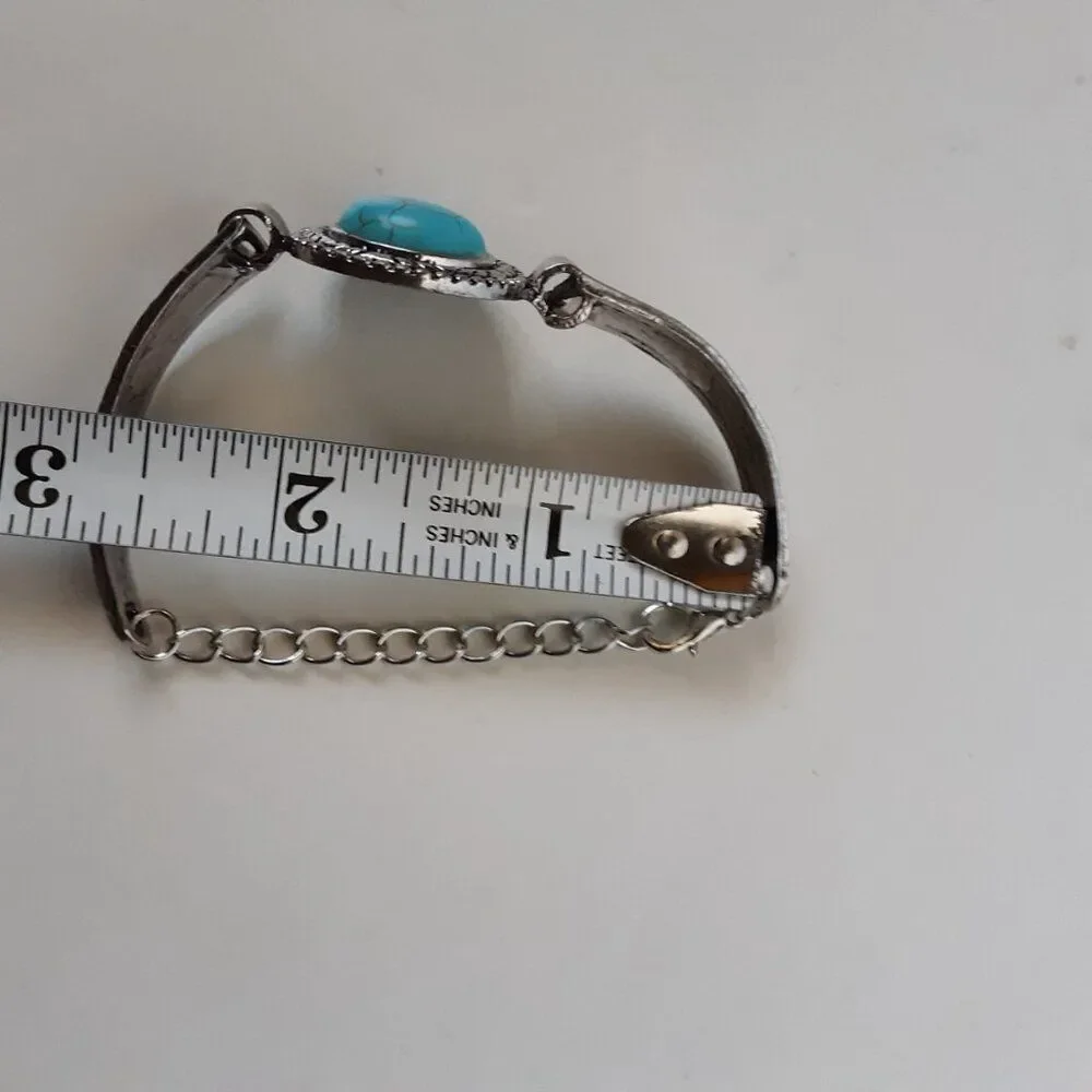 Western Style Silver Tone Women's Bracelet